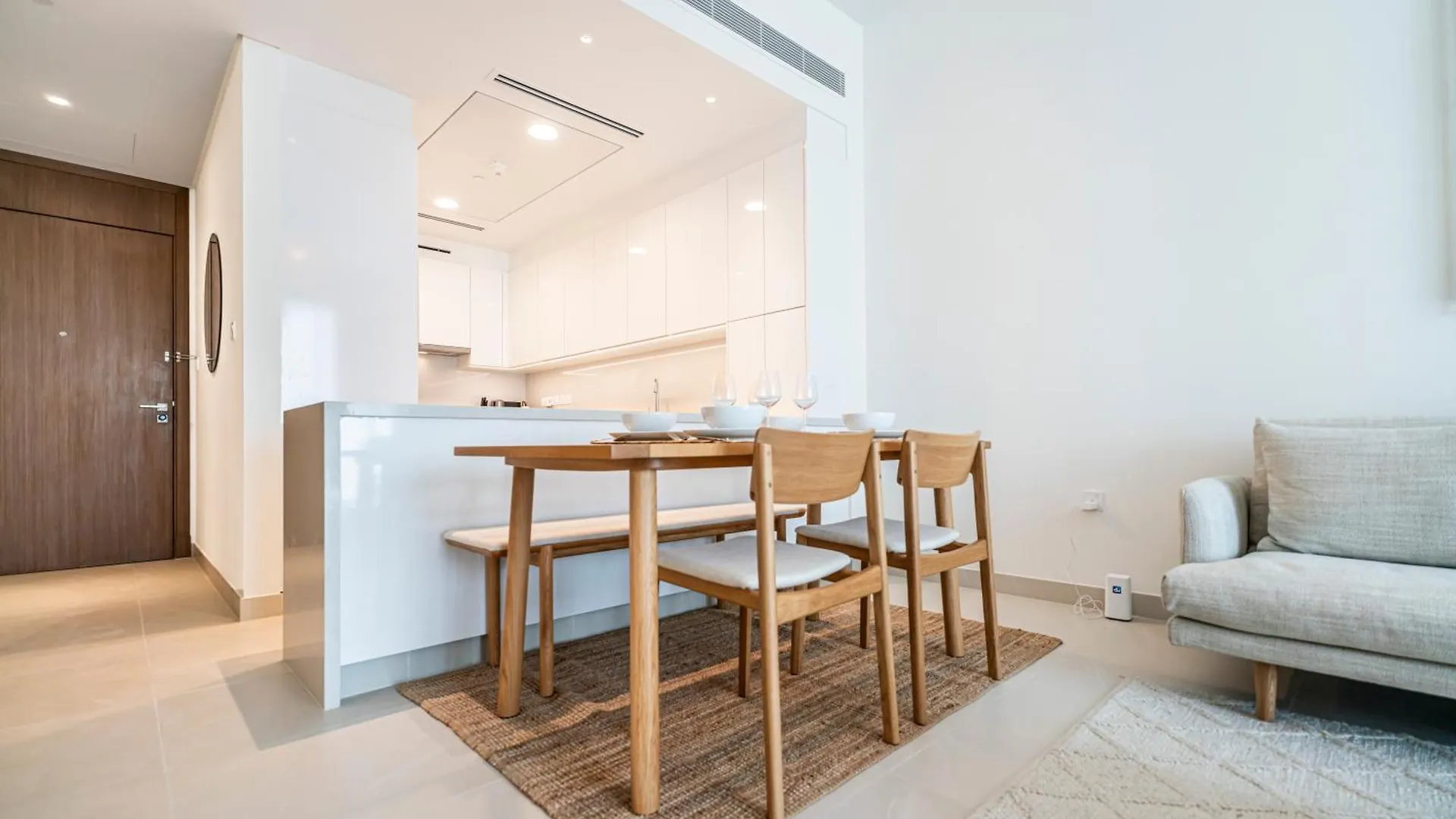 Escape24 - Brand New 2Br In Canal Front Residences, Al Wasl Near Safa Park Dubai United Arab Emirates