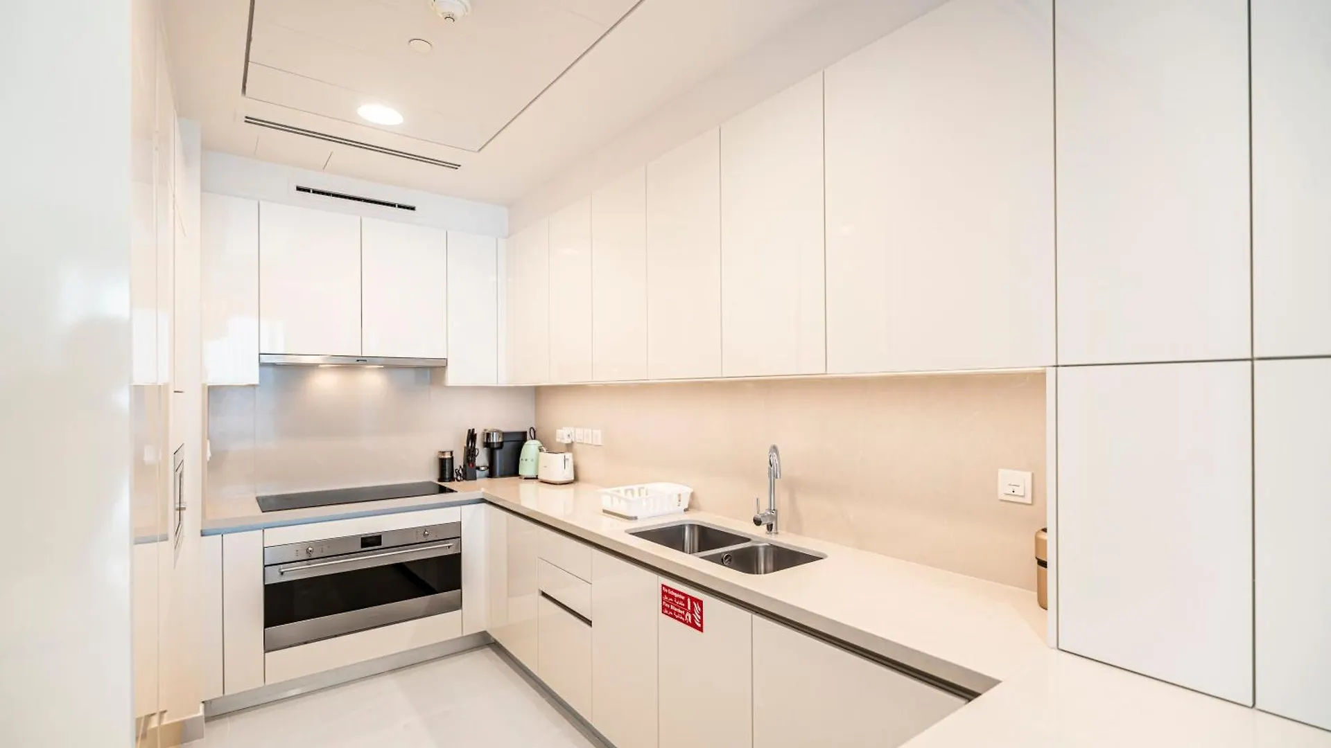 Escape24 - Brand New 2Br In Canal Front Residences, Al Wasl Near Safa Park Dubai United Arab Emirates