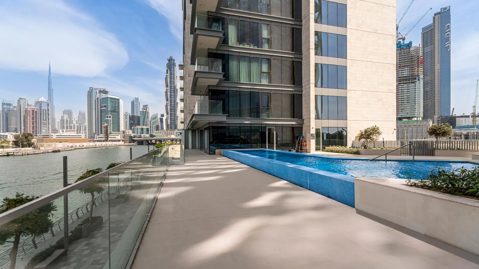 Escape24 - Brand New 2Br In Canal Front Residences, Al Wasl Near Safa Park Dubai