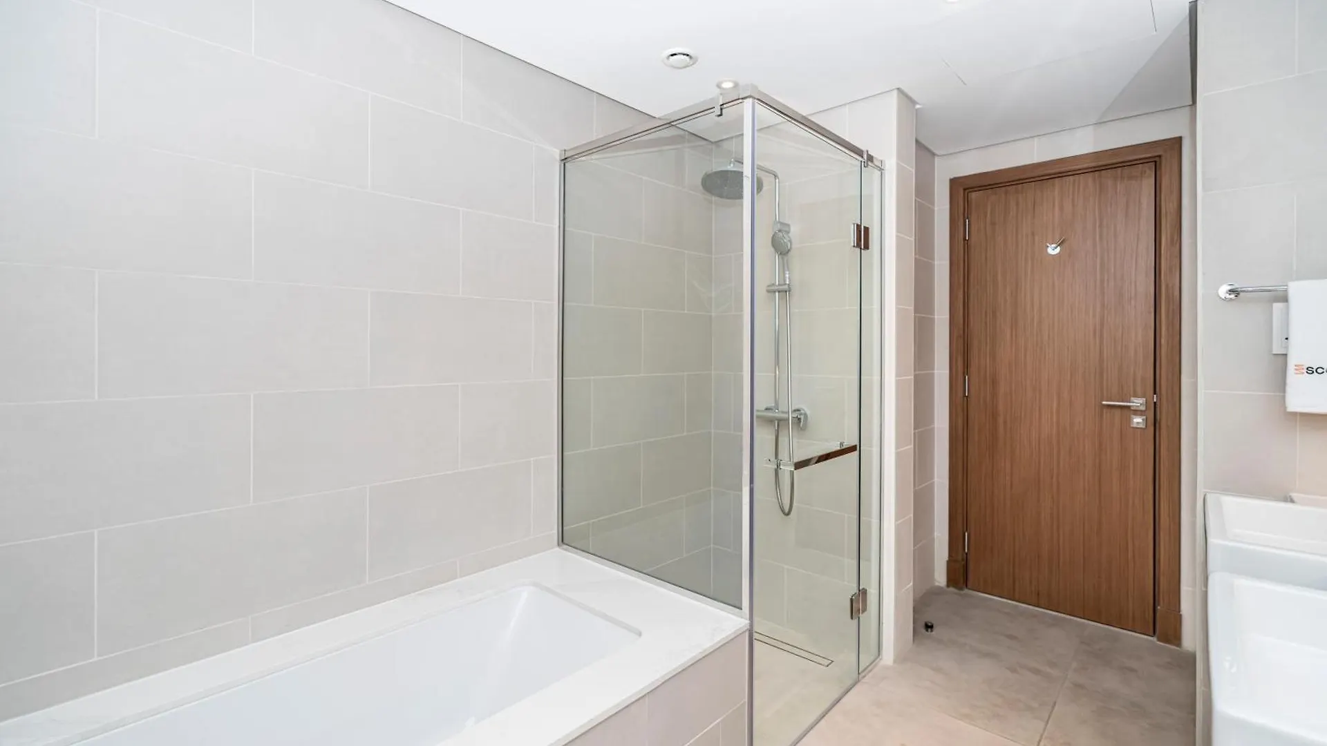 Escape24 - Brand New 2Br In Canal Front Residences, Al Wasl Near Safa Park 迪拜 公寓